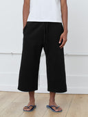 Cut-Off Capri Sweatpants in Black