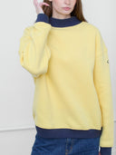 Mockneck Sweatshirt in Butter Yellow & Navy